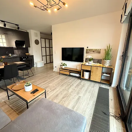 Oliwa Przy Parku Small Private Garden And Free Parking Apartment