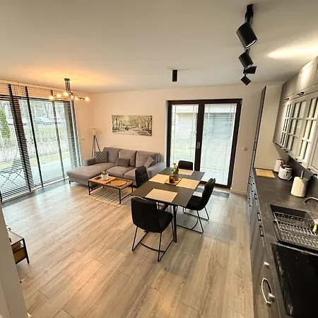 Oliwa Przy Parku Small Private Garden And Free Parking Apartment Gdansk