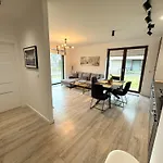 Apartamento Oliwa Przy Parku Small Private Garden And Free Parking