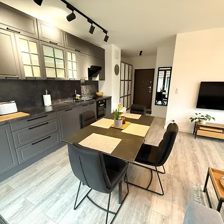 Oliwa Przy Parku Small Private Garden And Free Parking Gdansk