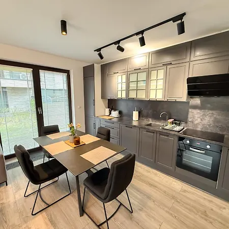 Daire Oliwa Przy Parku Small Private Garden And Free Parking