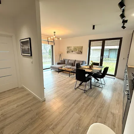 Daire Oliwa Przy Parku Small Private Garden And Free Parking