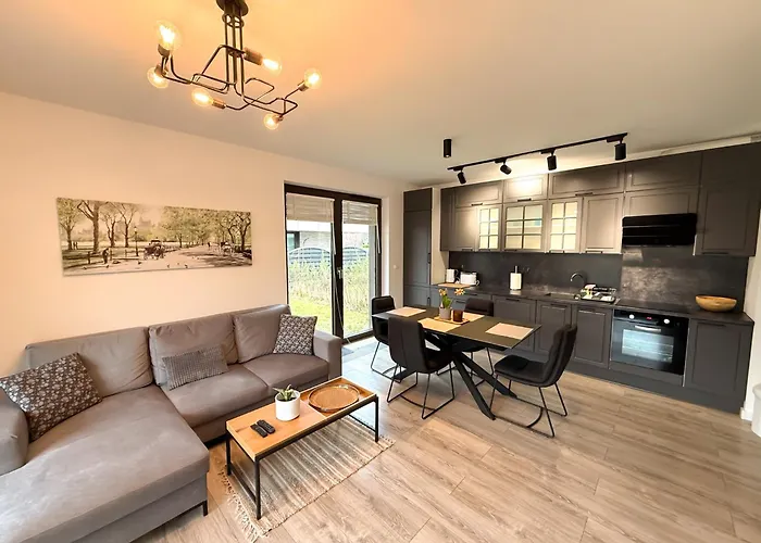 Oliwa Przy Parku Small Private Garden And Free Parking Apartment Gdansk