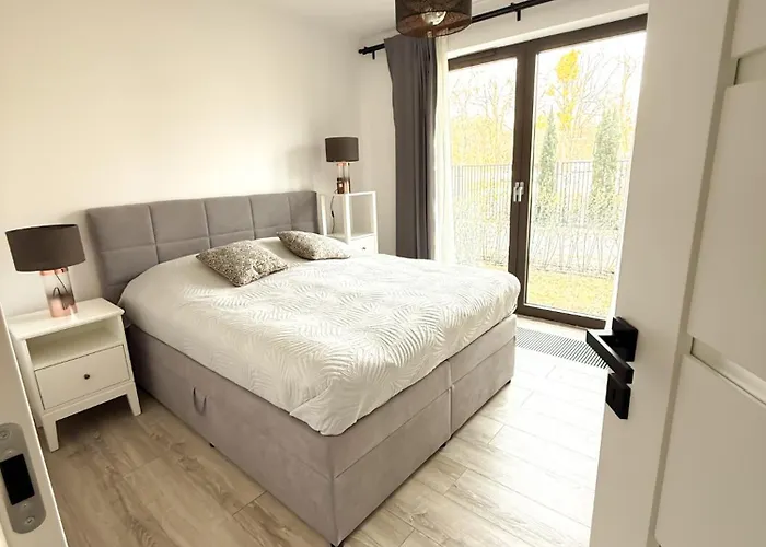 Oliwa Przy Parku Small Private Garden And Free Parking *