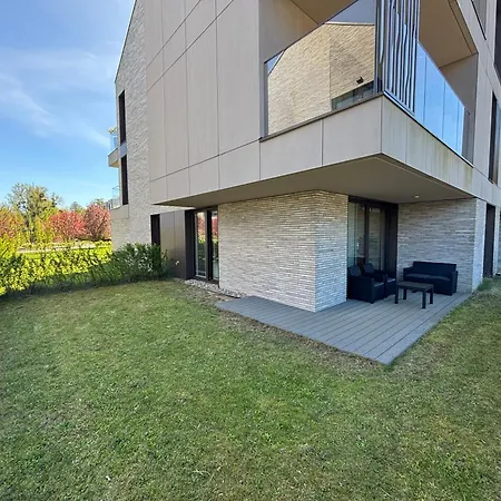 Oliwa Przy Parku Small Private Garden And Free Parking Апартаменты *